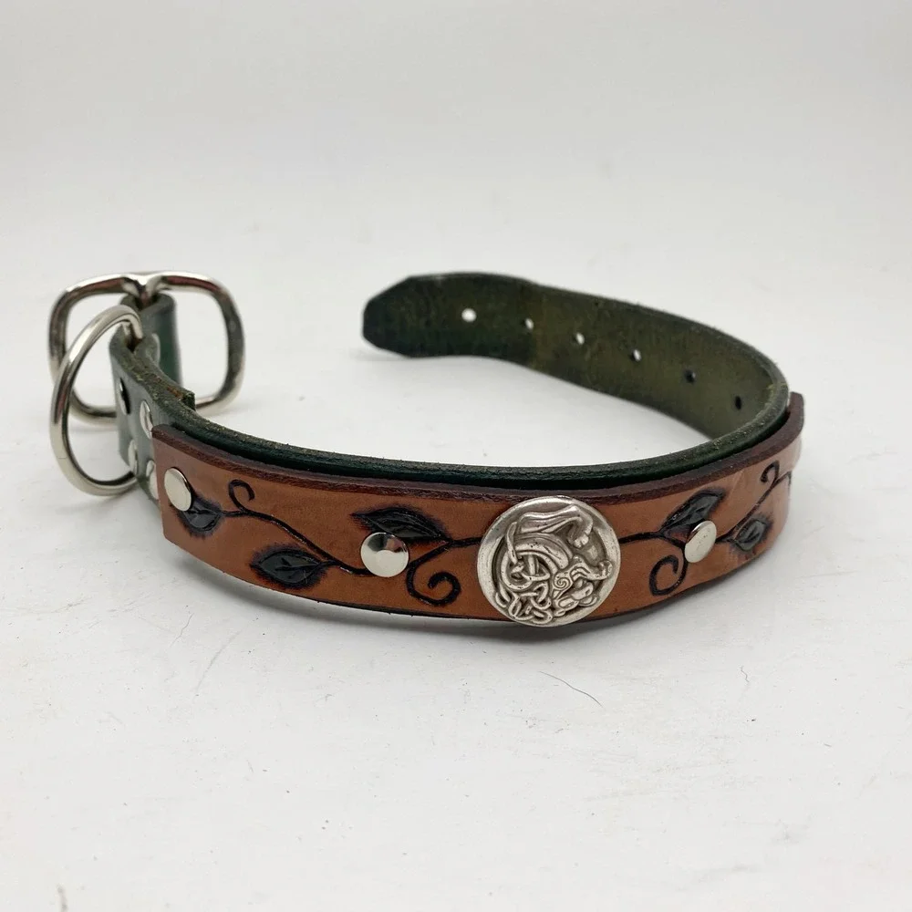 Tooled Leather Celtic Dog Medallion Dog Collar Tan‎ Green Silver